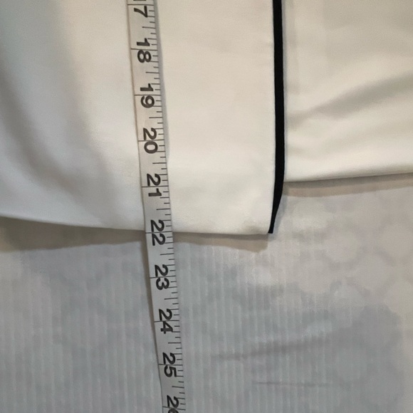 J Jill Wherever Elegant White Cropped Blazer with Black Piping. size XS - Picture 5 of 8